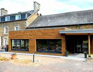 Exterior 2 Logis Hotel La Lentillere