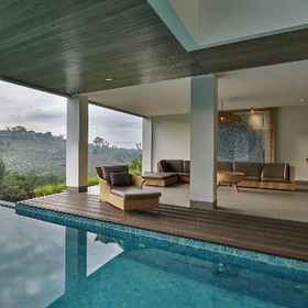 Indah 2 Mountain Pool Villa 8 bedroom 1, Hotel Cigorowong