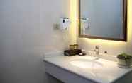 Toilet Kamar 6 GreenTree Inn Huhehaote Tu mo Te Zuo Banner Hotel