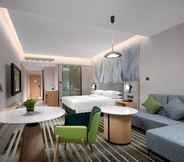 Bedroom 4 Holiday Inn Hotel & Sts Wuhan International Expo