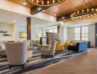 Lobi 2 Comfort Inn & Suites Gaylord