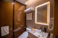 In-room Bathroom Ji Hotel (Shanghai Jiading Bailian Shopping Center