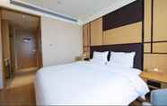 Bedroom 4 Ji Hotel (Urumqi Railway Bureau)