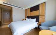 Bedroom 5 Ji Hotel (Urumqi Railway Bureau)