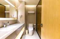 Toilet Kamar Ji Hotel (Xiamen North Railway Station Xinglinwan 