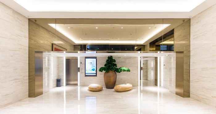 Lobby Ji Hotel (Shenyang Qigong Street Metro Station)