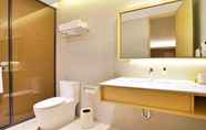 In-room Bathroom 2 Ji Hotel (Jinan Jingshi Road Harmony Plaza)