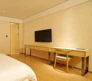 Bedroom 4 Ji Hotel (Jinan Jingshi Road Harmony Plaza)