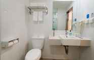 In-room Bathroom 5 Hanting Hotel (Urumqi Youhao)