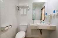 Toilet Kamar Hanting Hotel (Urumqi Youhao)