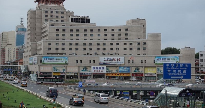 ภายนอกอาคาร Hanting Beijing West Railway Station North Plaza C