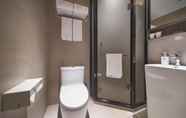 In-room Bathroom 6 Hanting Express (Nanjing Hunan Road)