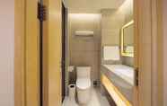 In-room Bathroom 6 Ji Hotel (Jilin Wanda Plaza)