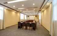 ห้องประชุม 4 Hanting Hotel (Zhengzhou Ruhe Road)