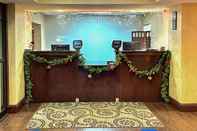 Lobby Comfort Inn Darien