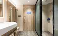 Toilet Kamar 5 Hanting Premium (Beijing Bird's Nest)