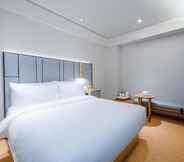 Bedroom 2 JI Hotel (Shenyang Sanhao Street Shengjing Hospita