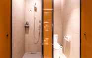 In-room Bathroom 7 JI Hotel(Dalian Huanan Store)