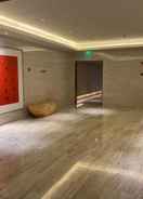 LOBBY Ji Hotel(Shanghai Baoshan City Industry Park)