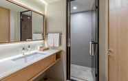 In-room Bathroom 4 Ji Hotel (Nanjing Xinjiekou Central Shopping Cente