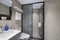 In-room Bathroom Hanting Express(Nanjing Railway Station)