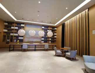 Lobby 2 Ji Hotel (Zhenjiang Railway Station)