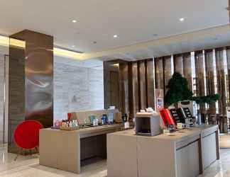 Lobby 2 Ji Hotel (Wanda Plaza Hotel)