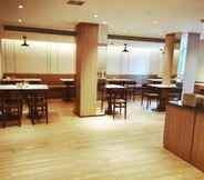 Restaurant 5 Hanting Hotel (Hefei Chuzhou Road Dadongmen Metro