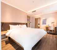 Bedroom 7 Hanting Premium(Xinyi Road, Zhengzhou East Railway