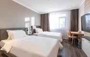 Bedroom 4 Hanting Premium (Beijing Shijingshan Amusement Par