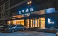 Luar Bangunan 4 Ji Hotel (Shanghai Tangqiao Shimao Binjiang)