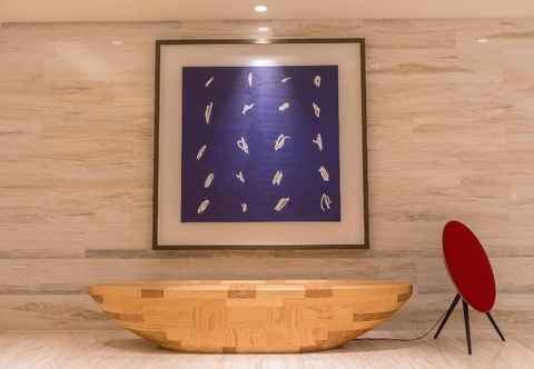 Lobby Ji Hotel (Shanghai Meilan Lake, Luxiang Road)