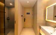 In-room Bathroom 5 Ji Hotel(Jiaxing Nanhu store)