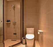 In-room Bathroom 3 Hanting Hotel (South Plaza Hotel, Beijing South Ra