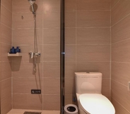 In-room Bathroom 6 Hanting Hotel (South Plaza Hotel, Beijing South Ra