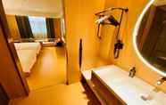 In-room Bathroom 6 Ji Hotel (Nanjing Danfeng Street)