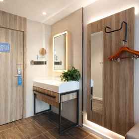 Hanting Premium North Plaza Hotel,Hefei South Rail 1, Hotel Hefei Second People's Hospital