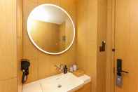 In-room Bathroom Ji Hotel Shanghai people's Square Beijing West Roa