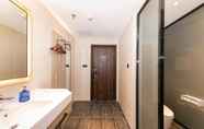 In-room Bathroom 4 Hanting Premium (Xining Tangdao wanda plaza )