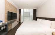 Bedroom 2 Hanting Premium (Xining Tangdao wanda plaza )