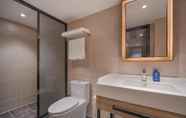 In-room Bathroom 4 Hanting Premium Nanjing Pukou Pudong Road Hotel