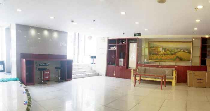 Lobi Elan Hotel (Nanjing Yunnan Road Metro Station)