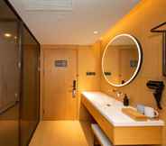 In-room Bathroom 5 Ji Hotel (Xi'an Lijia Village Wanda Plaza)
