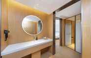 In-room Bathroom 5 Ji Hotel (Shaoxing Shangyu Economic Development Zo