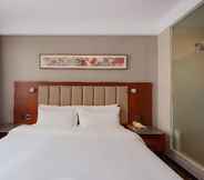 Bedroom 6 Hanting Hotel (Nanjing Jingwu road Hongyang home t