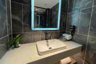 Toilet Kamar Elan Hotel (Cyancheng)