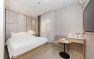 Bedroom 5 Ji Hotel (Beijing Daxing Joy City)