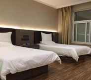 Kamar Tidur 5 Hi Inn (Beijing Happy Valley Shibalidian)