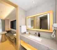 In-room Bathroom 7 Ji Hotel (Beijing Changyang Subway Station)