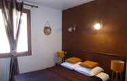 Kamar Tidur 3 Logis Hotel Le Martagon